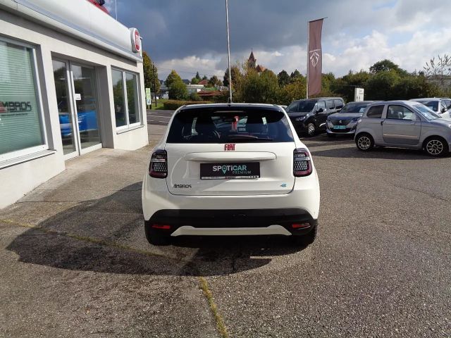 Fiat 600e 600 Elektro (RED) 54 kWh