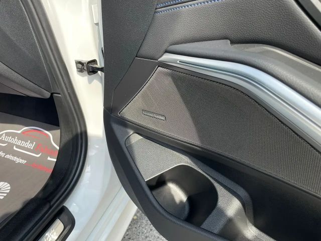 BMW 318 318d M-Sport Sedan