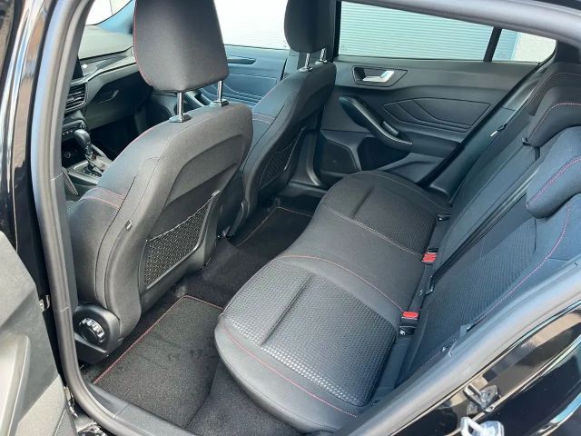 Ford Focus ST Line Wagon