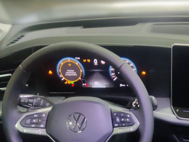 Volkswagen Passat Business