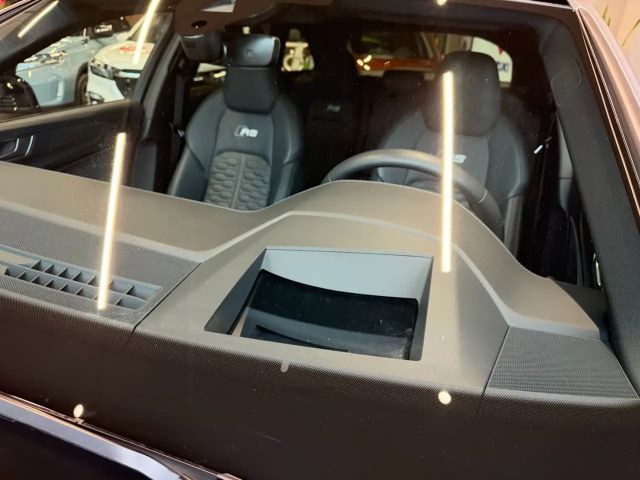 Audi RS6 Avant Performance Quattro