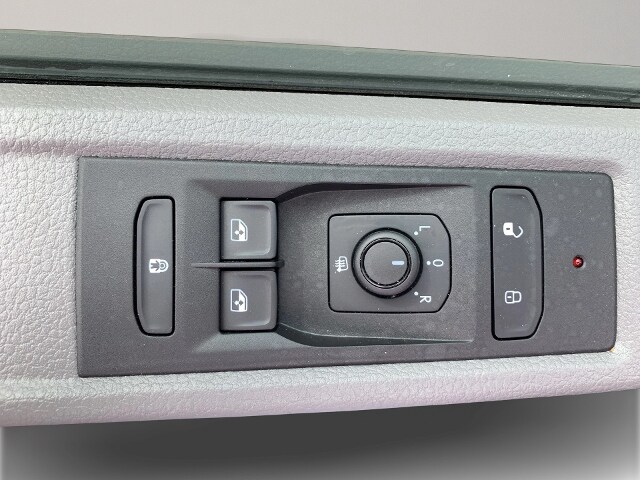 Volkswagen Caravelle 2.0 TDI DSG Lang T6