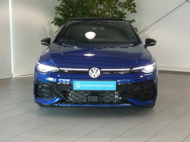Volkswagen Golf 1.5 eTSI DSG R-Line