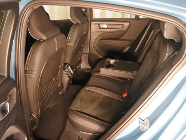 Volvo C40 AWD Plus Recharge