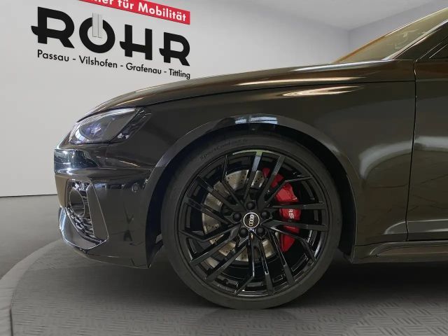 Audi RS4 Avant Quattro