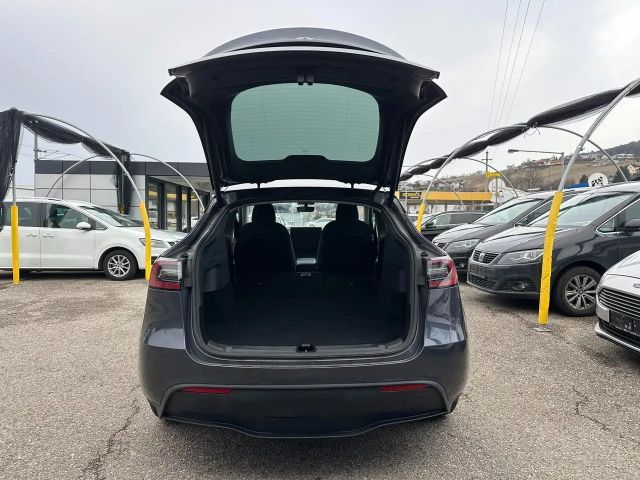 Tesla Model Y AWD Long Range