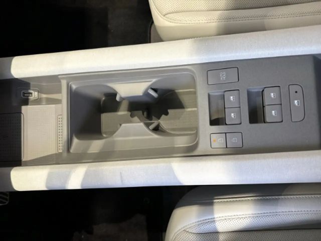 Hyundai IONIQ 6 UNIQ Vierwielaandrijving