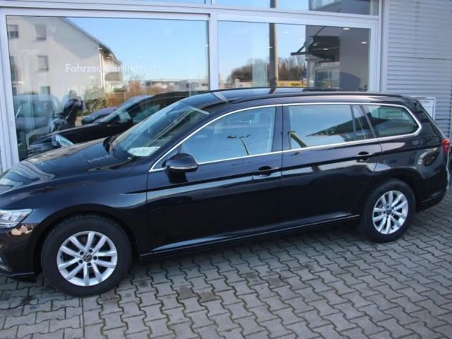 Volkswagen Passat 2.0 TDI Business DSG Variant