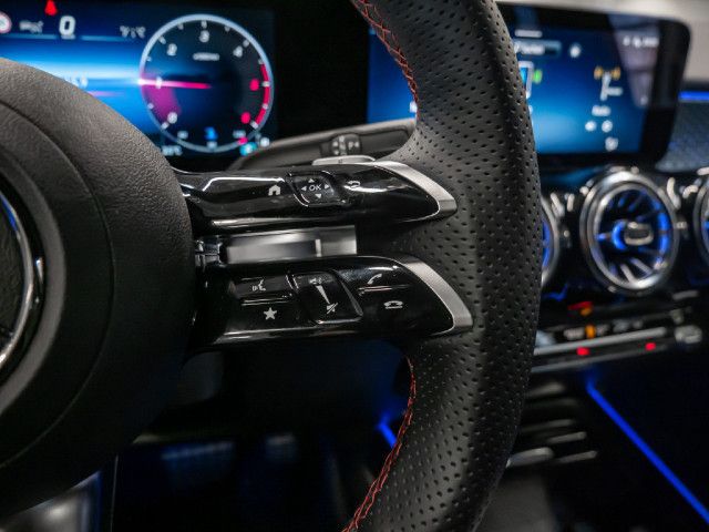 Mercedes-Benz GLB 200 GLB 200 d