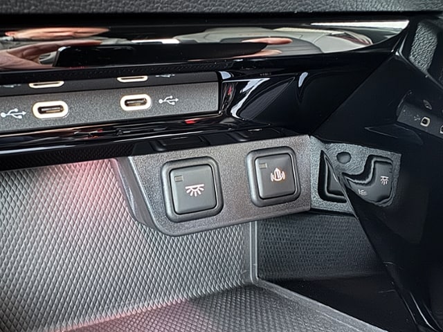 Volkswagen Golf 2.0 TSI DSG Golf VIII