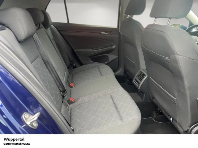 Volkswagen Golf 1.5 TSI