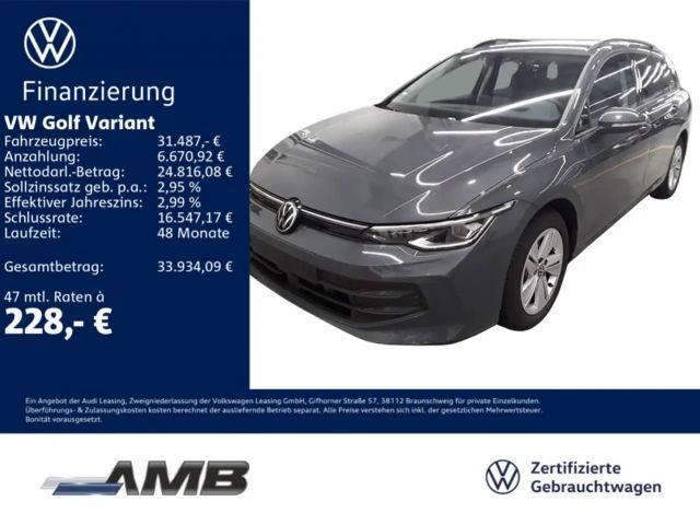 Volkswagen Golf 1.5 TSI Life Variant