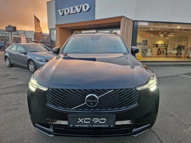 Volvo XC90 AWD Dark Plus Recharge
