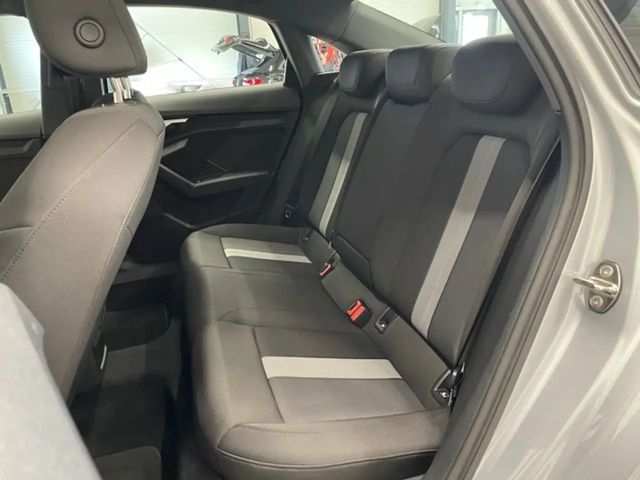 Audi A3 30 TDI Sedan