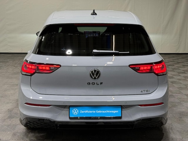 Volkswagen Golf 1.5 eTSI DSG R-Line