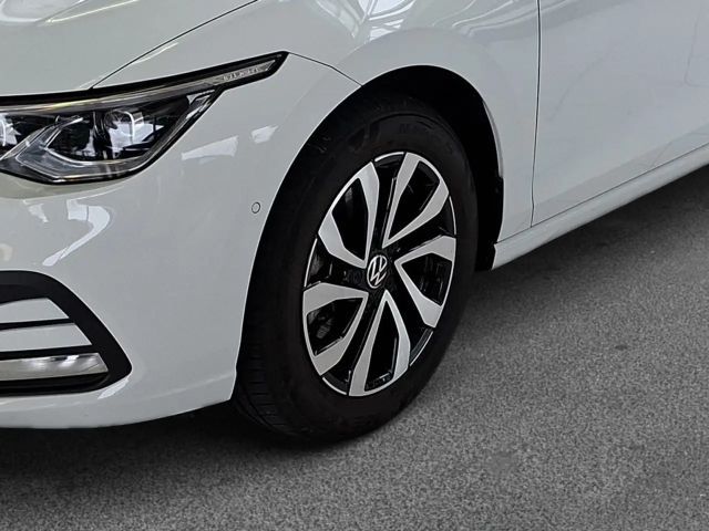 Volkswagen Golf 1.5 eTSI DSG Golf VIII Variant