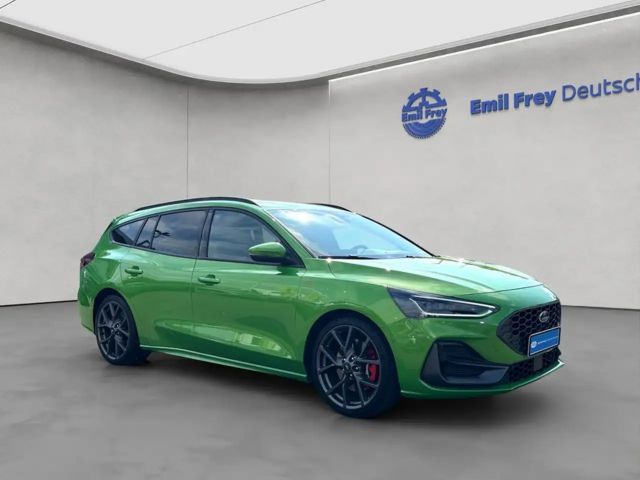 Ford Focus EcoBoost ST Line Wagon