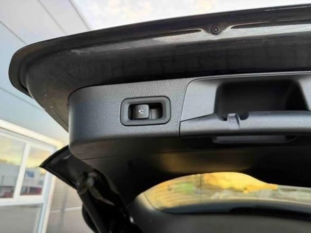 Mercedes-Benz GLB 200 AMG Line