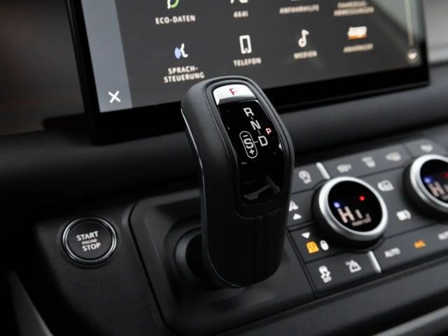 Land Rover Defender 110 D200 Dynamic SE