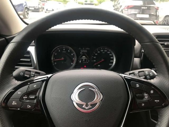 SsangYong Tivoli 2WD