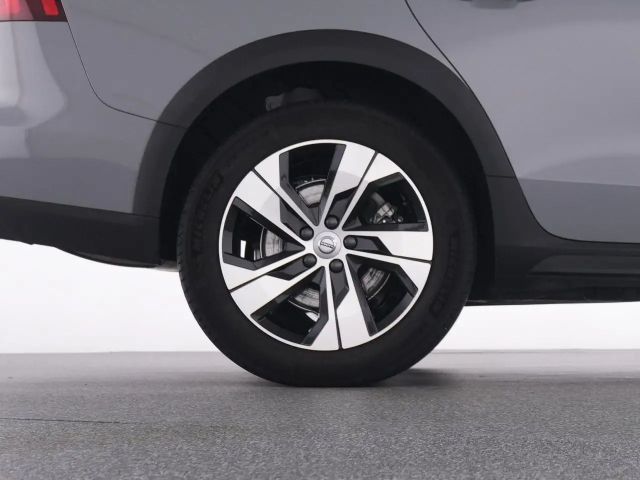 Volvo V60 Cross Country AWD Plus