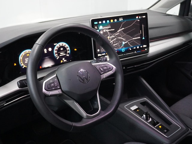 Volkswagen Golf 1.5 eTSI DSG Life Variant