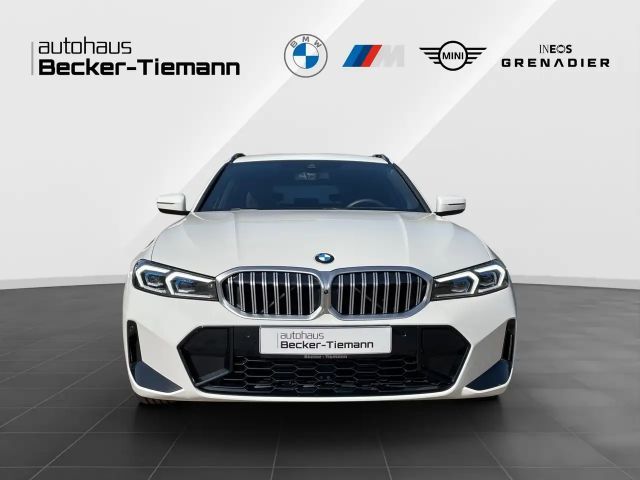 BMW 320 320i M-Sport Touring