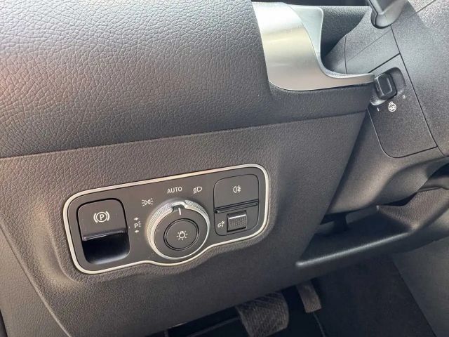 Mercedes-Benz GLB 180 Progressive