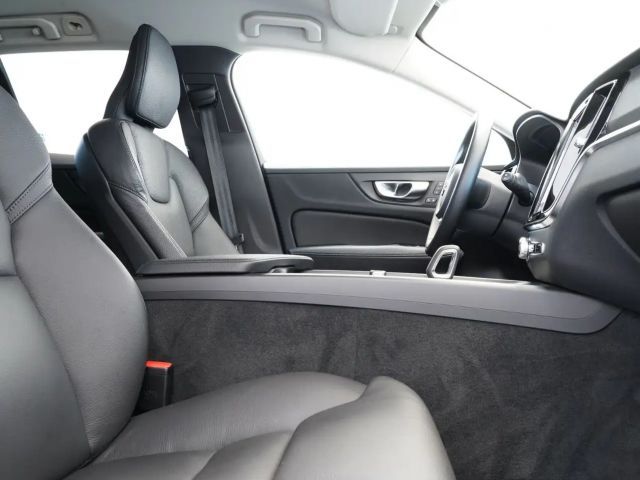 Volvo V60 Cross Country AWD