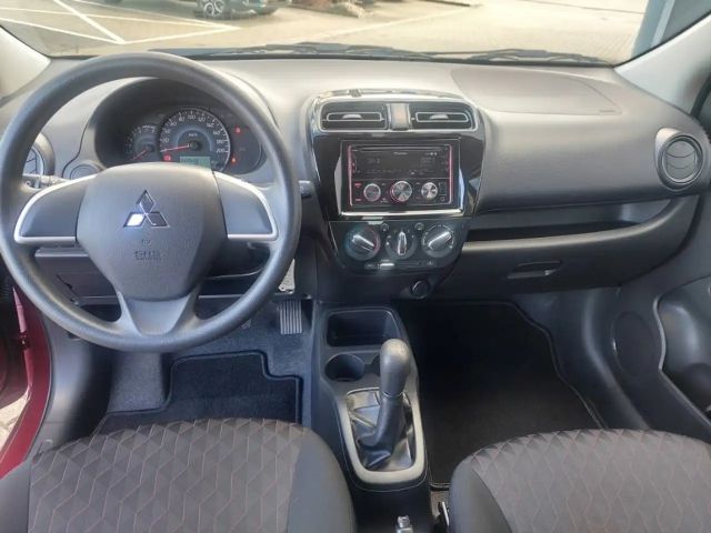 Mitsubishi Space Star Star