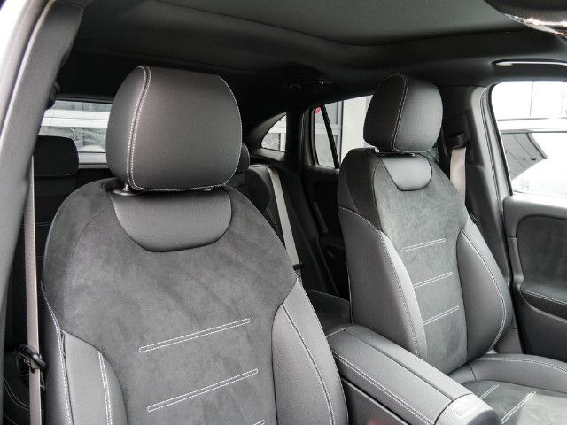 Mercedes-Benz GLA 220 4MATIC