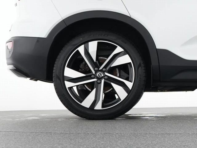Volvo XC40 Dark Plus