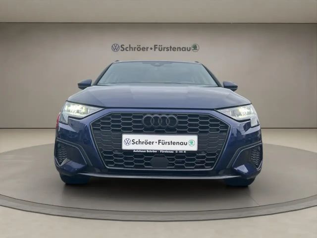 Audi A3 30 TFSI Sedan Sportback