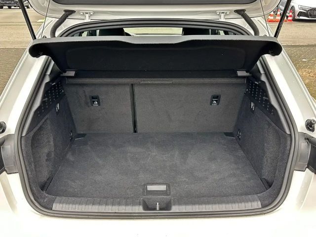 Audi A3 30 TFSI S-Tronic Sportback
