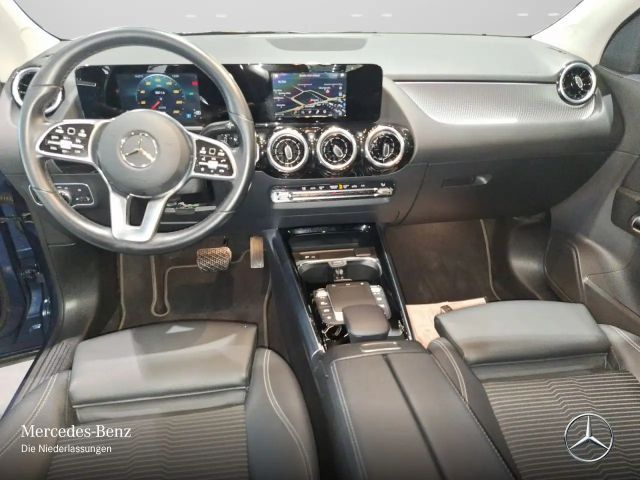 Mercedes-Benz GLA 200 Progressive