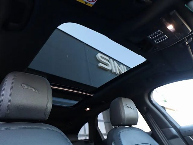 Jaguar F-Pace AWD P400e S