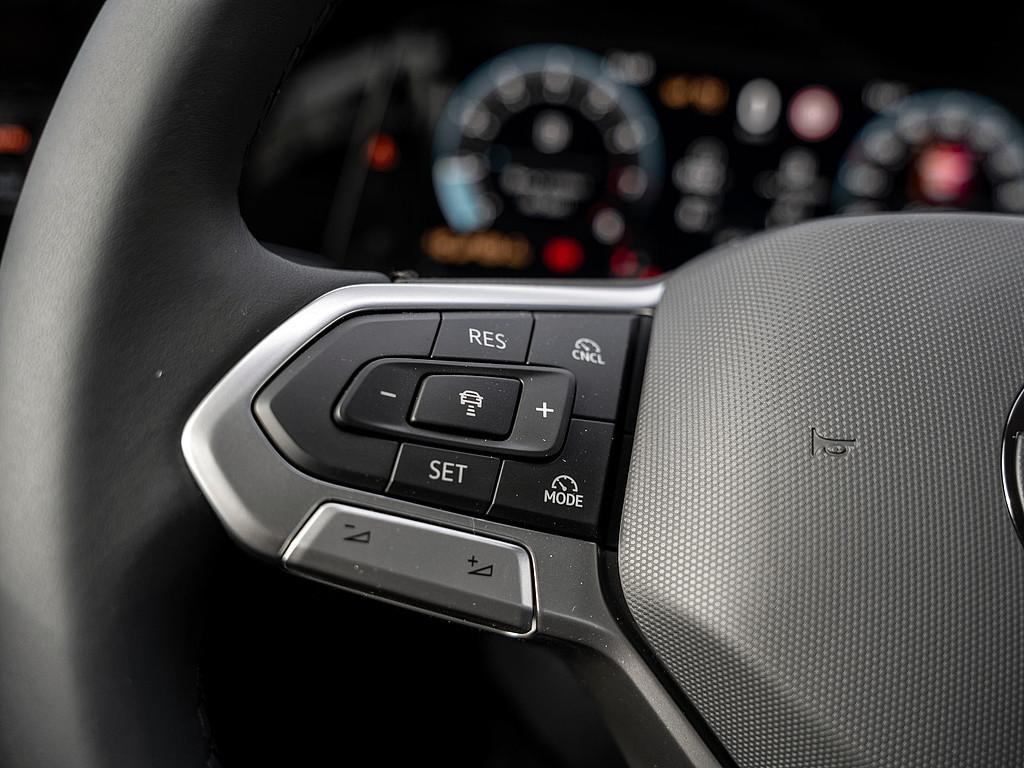 Volkswagen Golf 1.5 TSI Golf VIII