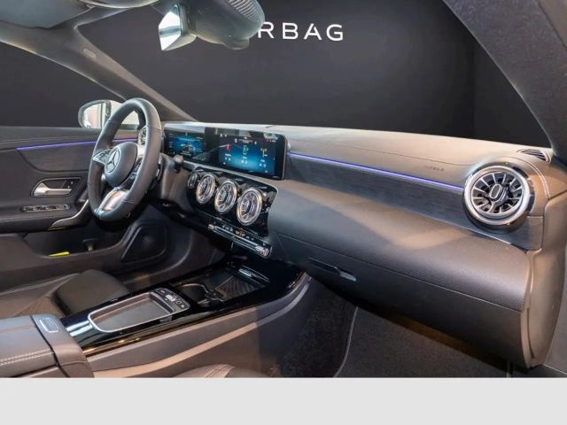 Mercedes-Benz CLA 200 Shooting Brake