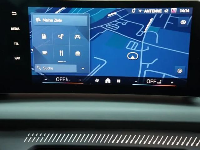 BMW 120 120i 5-deurs Sedan