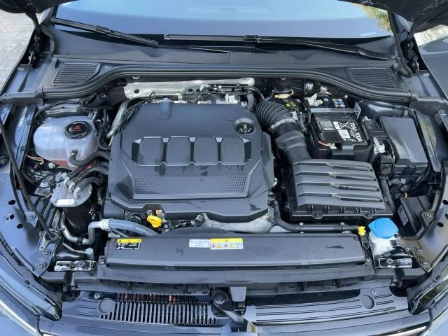 Volkswagen Golf 2.0 TDI Golf VIII Life Variant