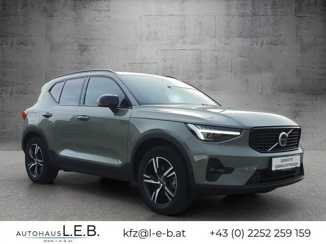 Volvo XC40 Dark Plus