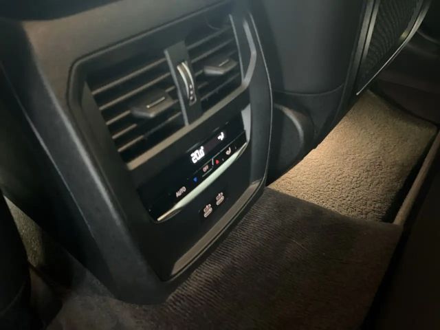 BMW 320 320d M-Sport Touring