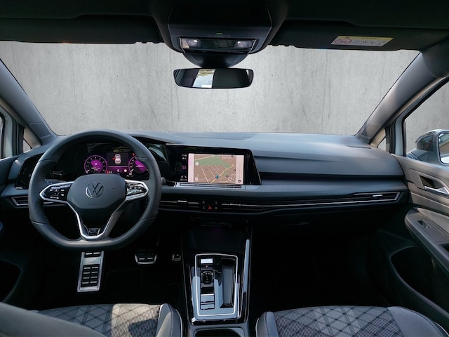 Volkswagen Golf 1.5 eTSI DSG R-Line