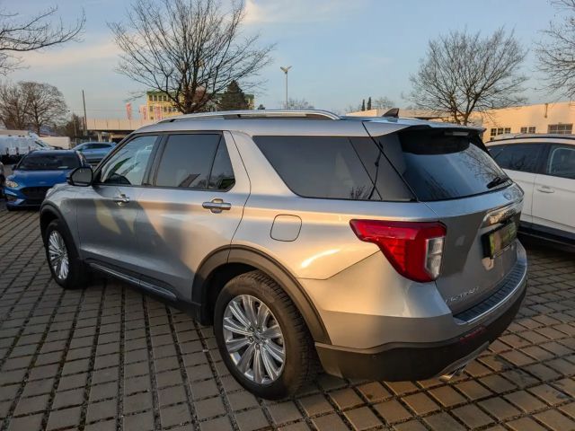 Ford Explorer Platinum Plug in Hybrid