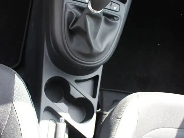 Hyundai i10 1.0 2WD Trend