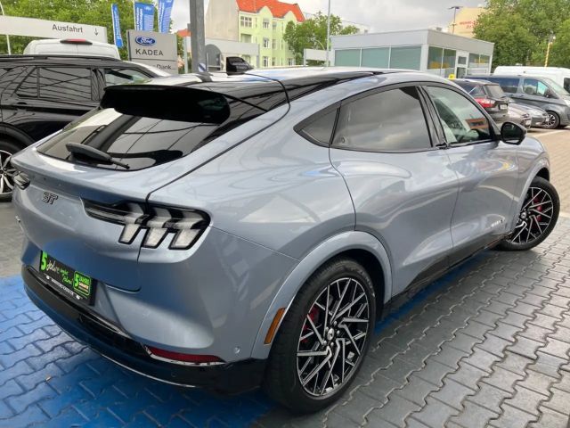 Ford Mustang Mach-E GT