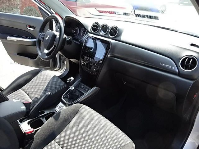 Suzuki Vitara AllGrip Hybrid Shine