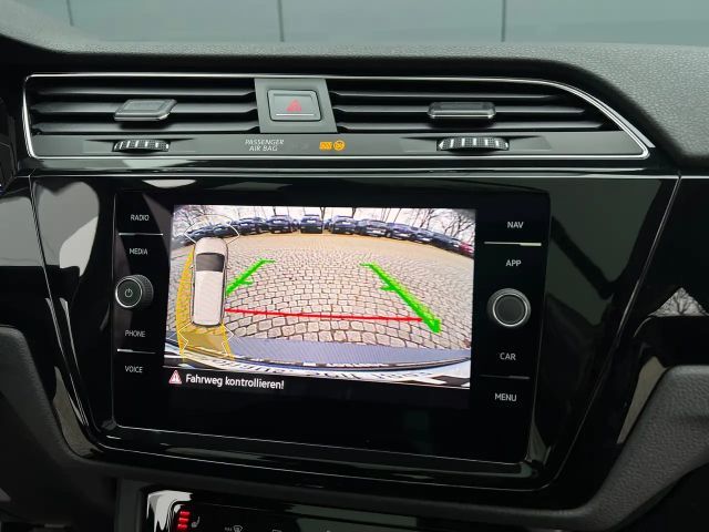 Volkswagen Touran 1.5 TSI Highline R-Line