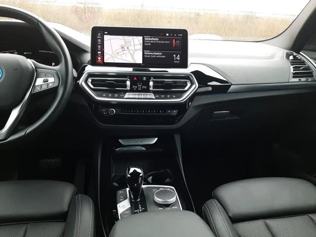 BMW X3 xDrive30e