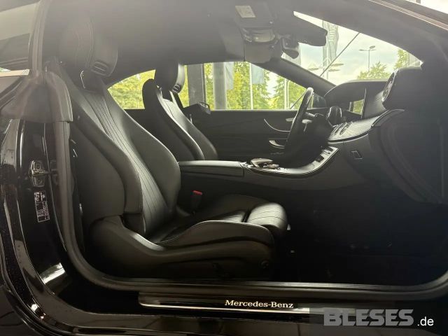 Mercedes-Benz E 200 AVANTGARDE Cabriolet